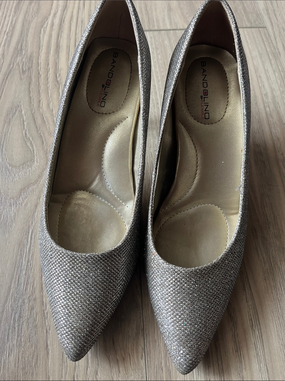 Bandolino Metallic Silver gold Pointed-Toe Glitter Pumps